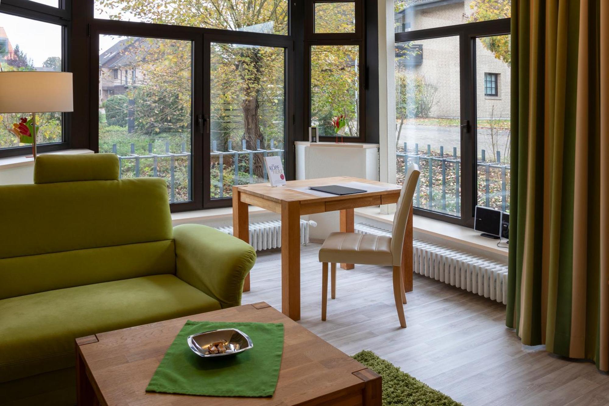 Haus Roseneck Mit Gratis Zugang Zur Jod-Sole-Therme バート・ベヴェンセン エクステリア 写真