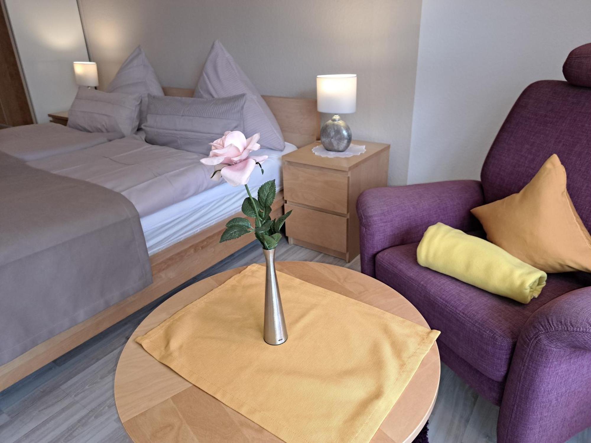 Haus Roseneck Mit Gratis Zugang Zur Jod-Sole-Therme バート・ベヴェンセン エクステリア 写真